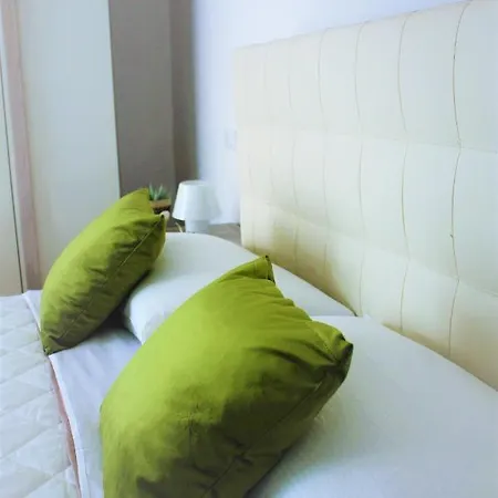 Affittacamere Canova Holidays Rooms- Affittacamere- Favignana