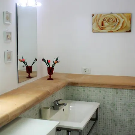 Affittacamere Canova Holidays Rooms- Affittacamere-