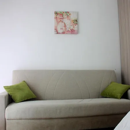 Canova Holidays Rooms- Affittacamere- * Favignana