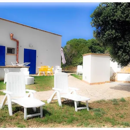 Canova Holidays Rooms- Affittacamere- * Favignana